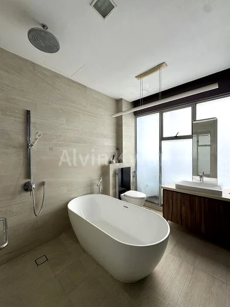 6 Bed Terraced House (Landed) for Sale in  Kimsia Park - Image 9