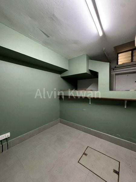 6 Bed Terraced House (Landed) for Sale in  Kimsia Park - Image 12