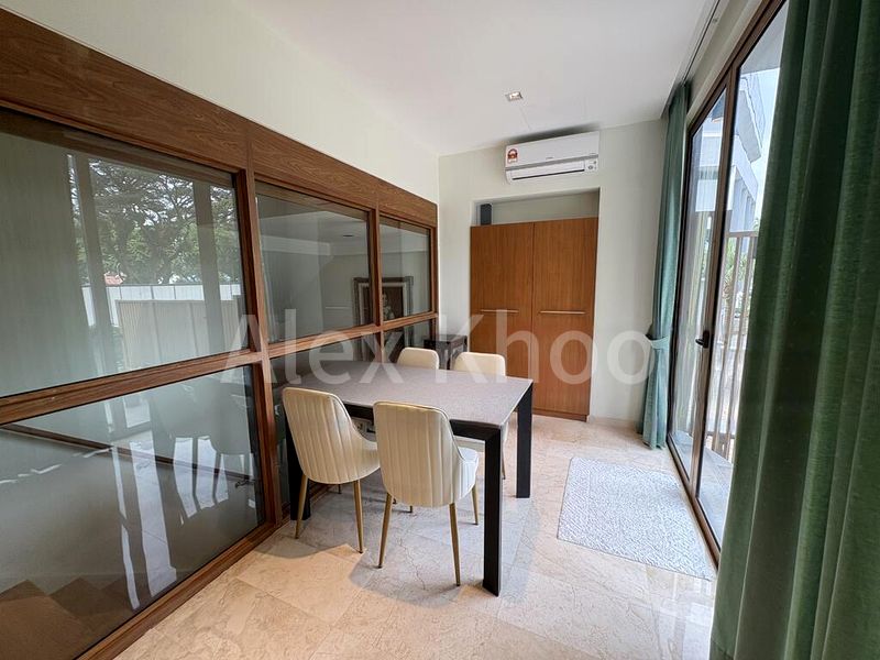 Master Room (Landed) for Rent around  Makeway Avenue - Image 7
