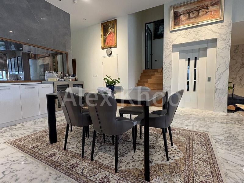 Master Room (Landed) for Rent around  Makeway Avenue - Image 3