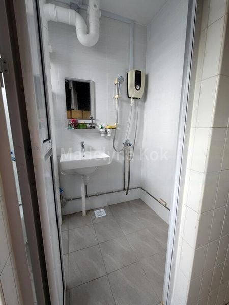 4 Room (4A) HDB for Rent in  246 Bangkit Road - Image 3