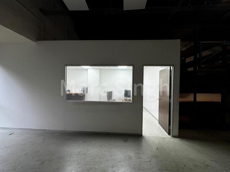 Factory / Workshop (B2) for Rent: "Enterprise One - Image 3