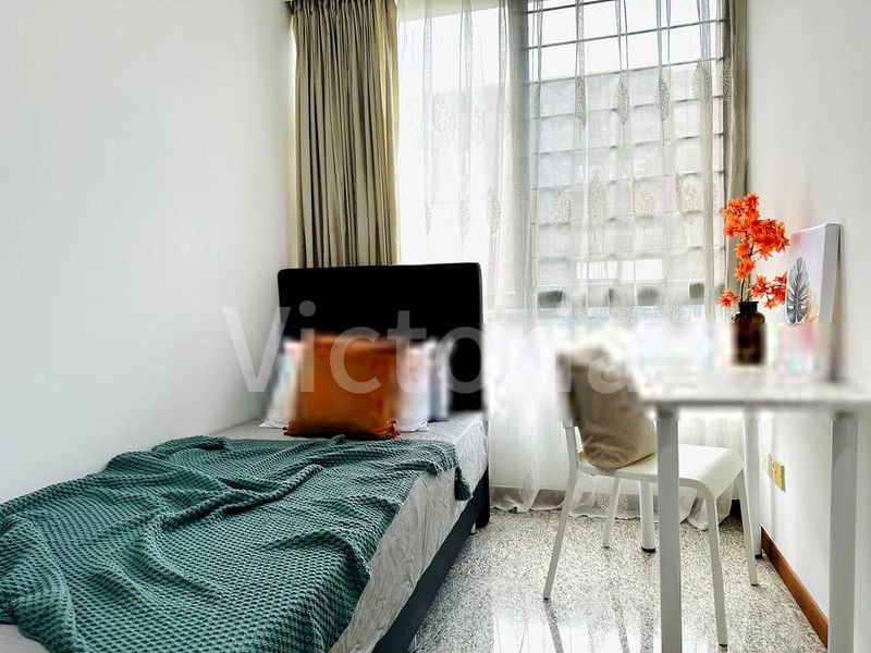 Room (Condo) for Rent in  Avon Park - Image 4