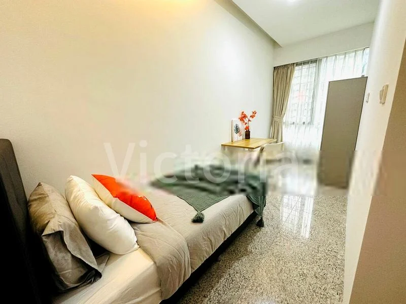 Room (Condo) for Rent in  Avon Park - Image 5