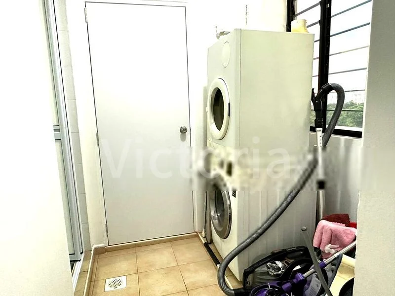 Room (Condo) for Rent in  Avon Park - Image 12