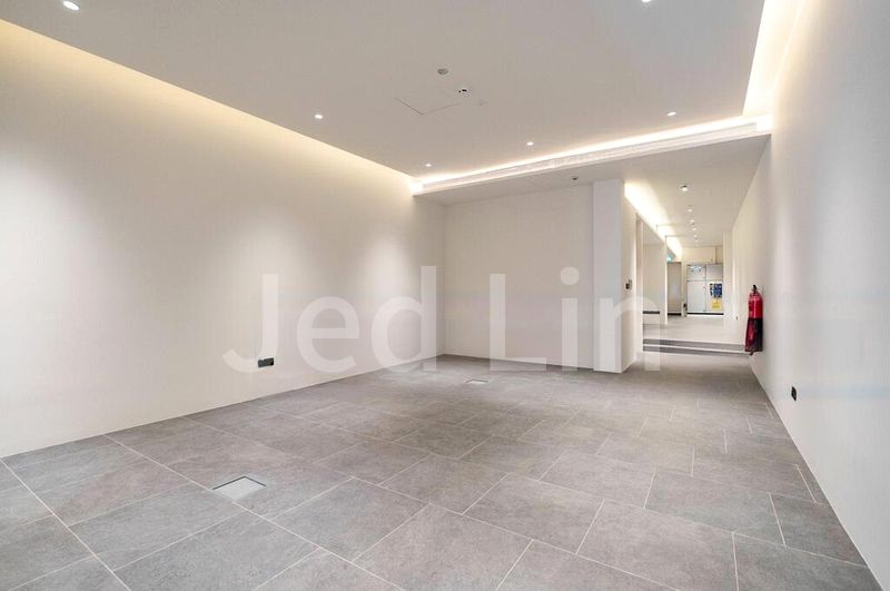 Shop / Shophouse for Sale: Rare Freehold Office Shophouse, Newly Renovated - Image 12