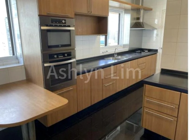 4 Bed Condo for Rent in  Parkway View - Image 1