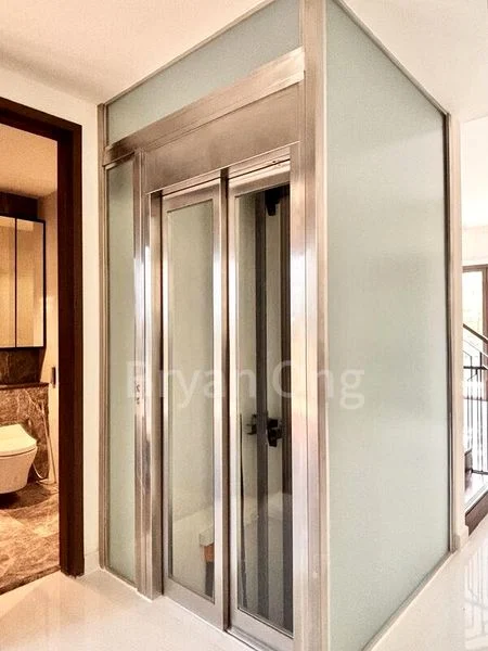 4 Bed Cluster House (Landed) for Sale in  Holland Grove Road - Image 7