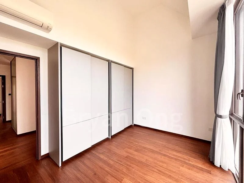 4 Bed Cluster House (Landed) for Sale in  Holland Grove Road - Image 5