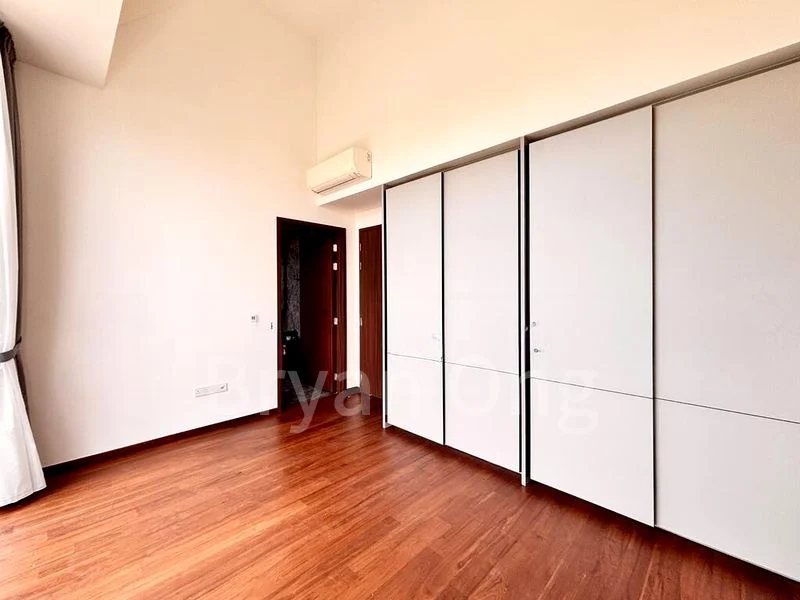 4 Bed Cluster House (Landed) for Sale in  Holland Grove Road - Image 4