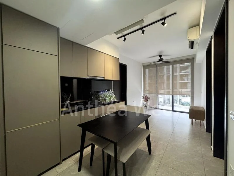 2 Bed Condo for Rent in Park Colonial - Image 5