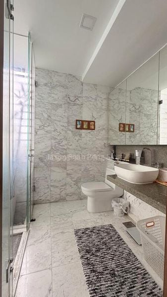 1 Bed Condo for Rent in  Pinnacle 16 - Image 7