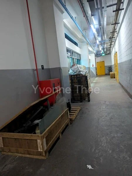 Light Industrial (B1) for Rent: Lam Soon Industrial Building - Image 1