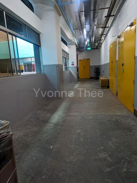 Light Industrial (B1) for Rent: Lam Soon Industrial Building - Image 2