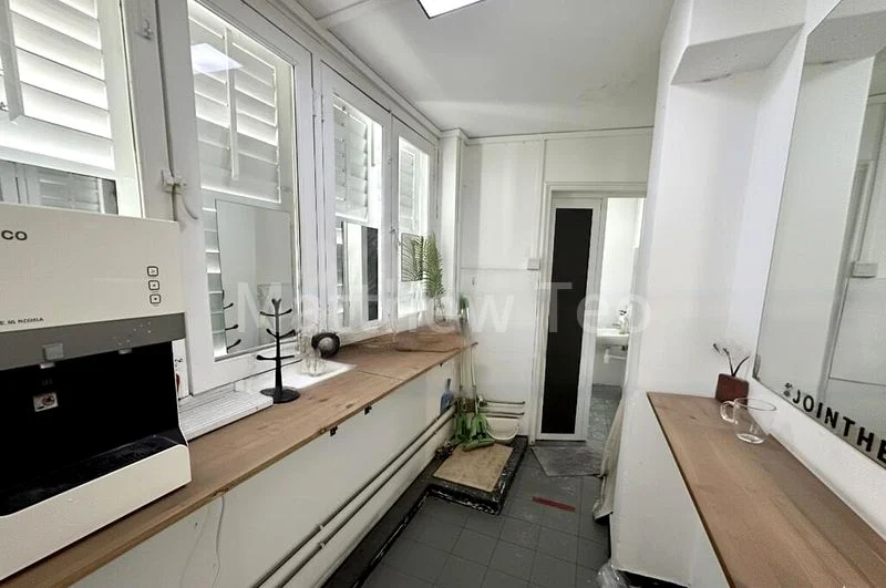 Shop / Shophouse for Rent: North Bridge Road - Image 4