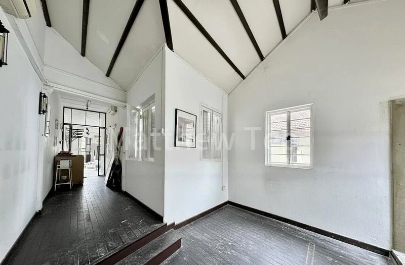 Shop / Shophouse for Rent: North Bridge Road - Image 6