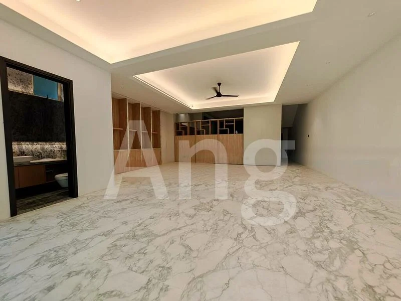 5 Bed Bungalow (Landed) for Sale in  Clementi Park - Image 8