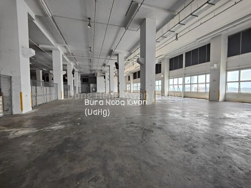 Warehouse for Rent:  40ft Direct Loading Bays | Ramp Access | 7m Ceiling Height - Image 12