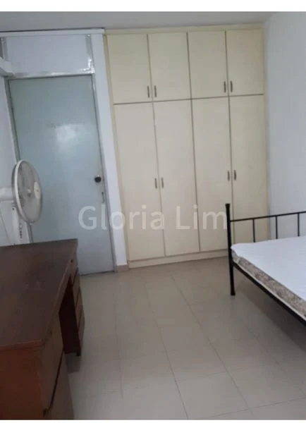 Common Room (HDB) for Rent in  226 Serangoon Avenue 4 - Image 3