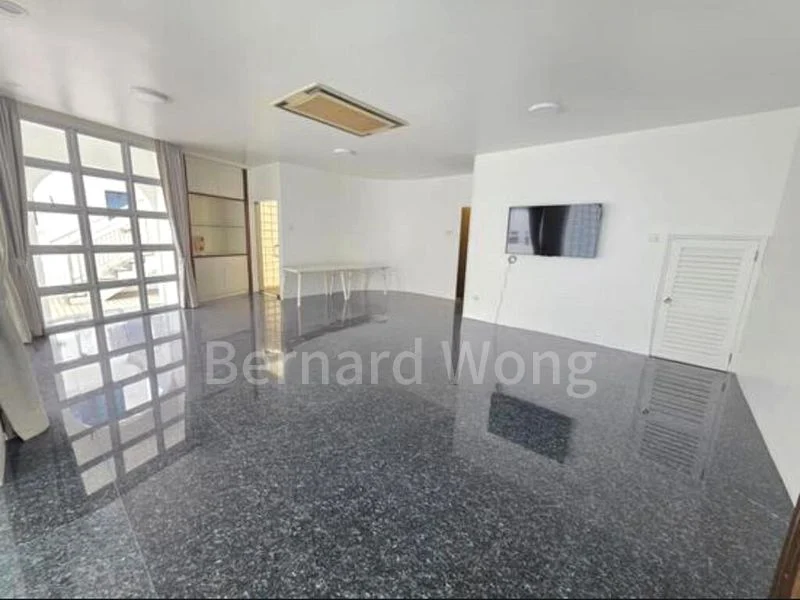 6 Bed Semi-Detached House (Landed) for Sale in East Coast Hill - Image 5