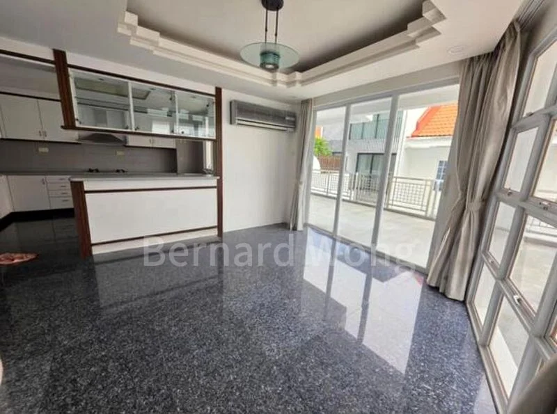 6 Bed Semi-Detached House (Landed) for Sale in East Coast Hill - Image 7