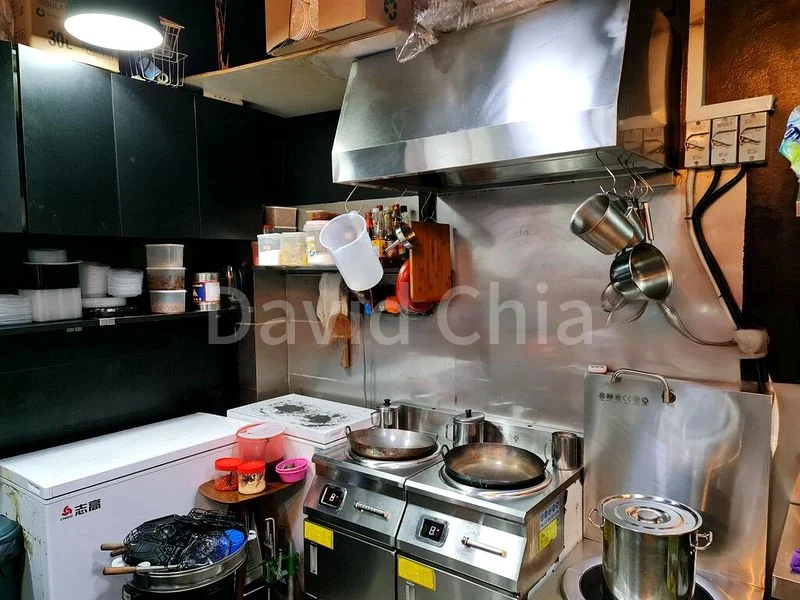 Food & Beverage for Sale: Burlington Square Retail Shop - Image 8