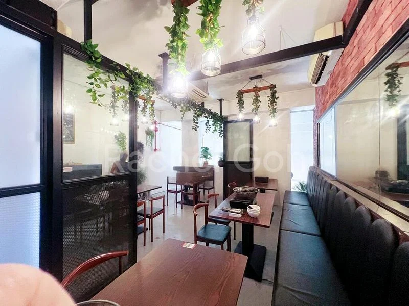 Food & Beverage for Rent: Ground Floor Shop, Minutes from Serangoon MRT - Image 10
