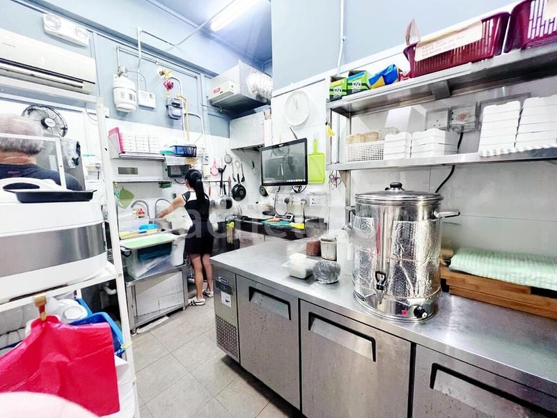 Food & Beverage for Rent: Ground Floor Shop, Minutes from Serangoon MRT - Image 7