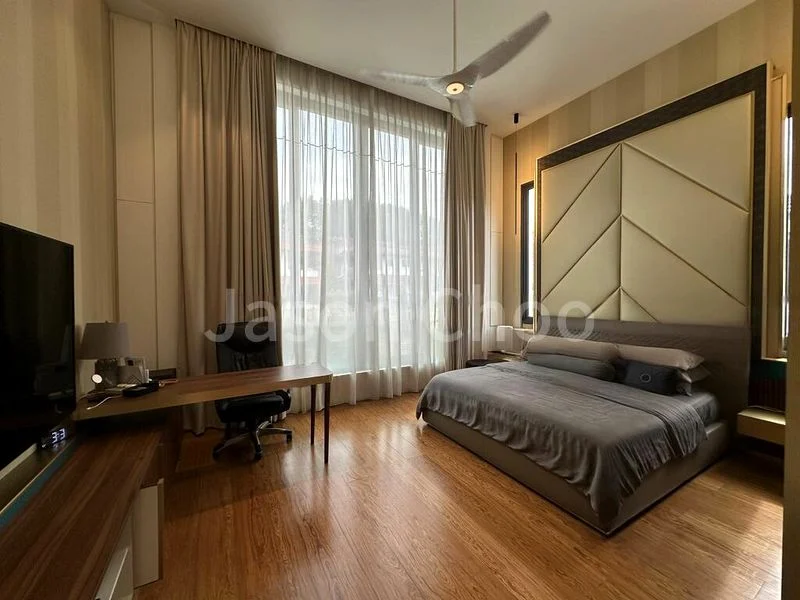 5 Bed Semi-Detached House (Landed) for Sale in  Tung Po Avenue - Image 4