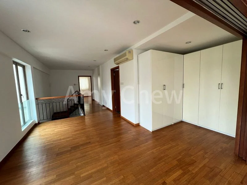 7 Bed Bungalow (Landed) for Rent in  Duchess Garden - Image 12