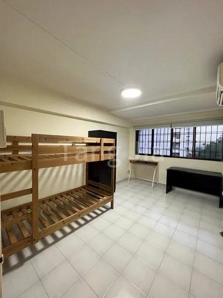 5 Room (5STD) HDB for Rent in  322 Jurong East Street 31 - Image 7