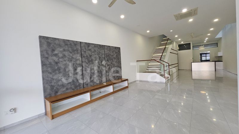 7+1 Bed Terraced House (Landed) for Sale in  Jalan Chengkek - Image 2