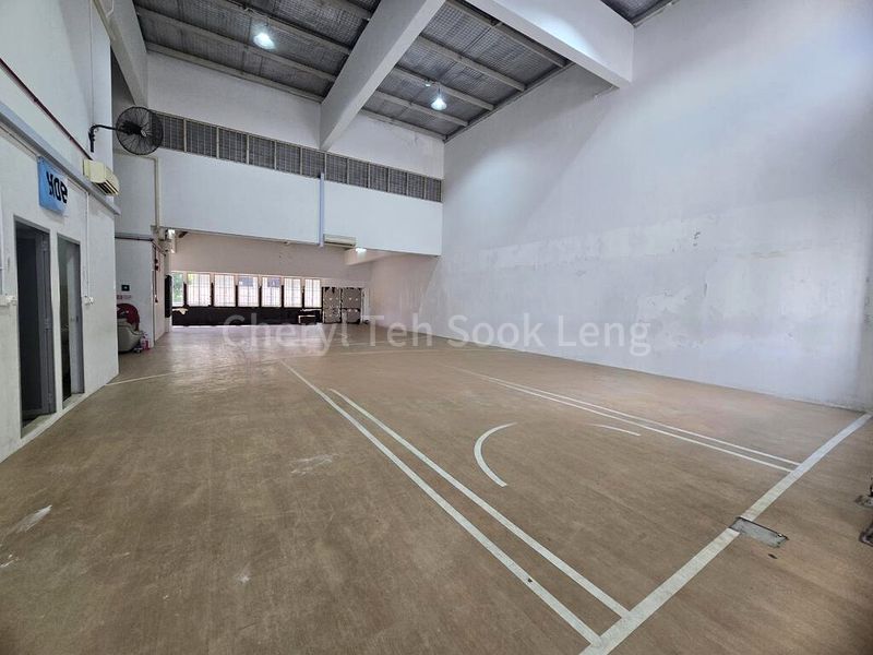 Light Industrial (B1) for Rent: MacPherson / Geylang Bahru Industrial Building - Image 1