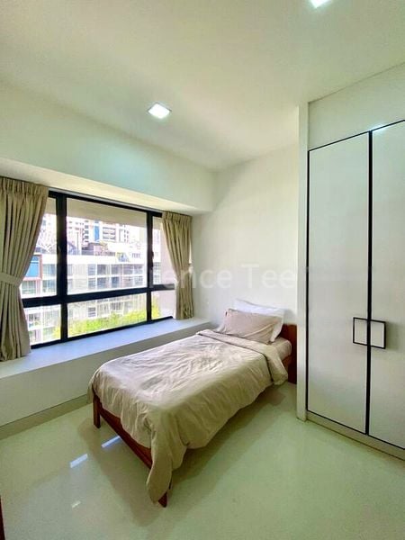 2 Bed Condo for Sale in  Rv Edge - Image 5