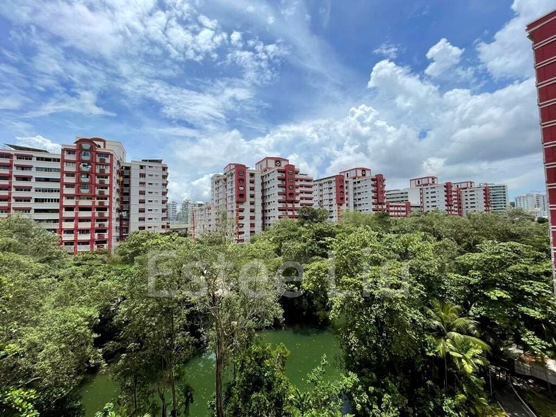 Executive HDB for Sale in  604 Elias Road - Image 12