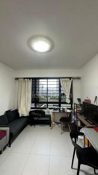 4 Room (4A) HDB for Rent in  258B Punggol Field - Image 1