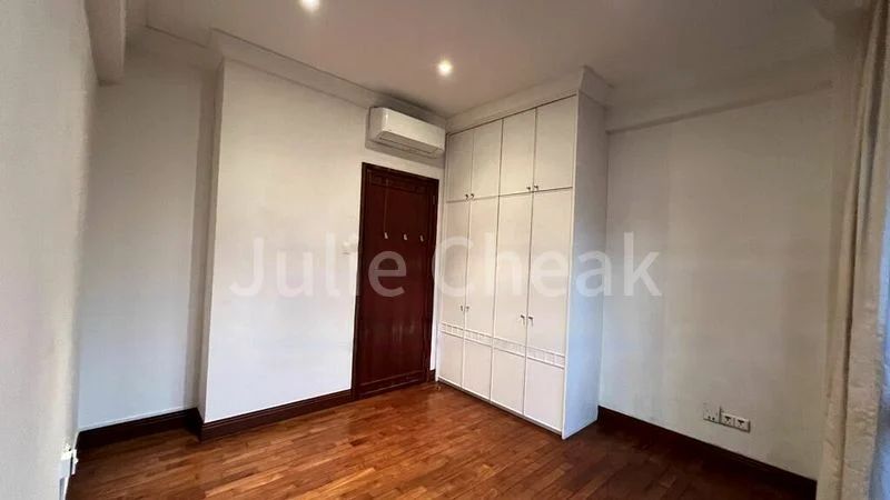 3 Bed Condo for Rent in  River Place - Image 2