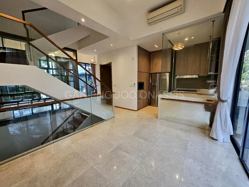 4 Bed Cluster House (Landed) for Sale in  Alana - Image 4