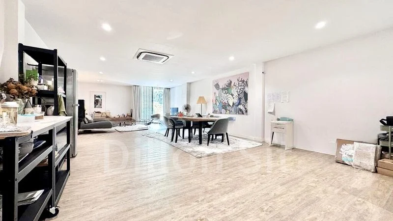 Shop / Shophouse for Rent: River Valley Road - Image 1