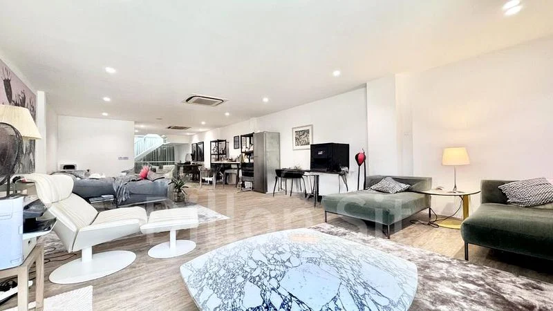 Shop / Shophouse for Rent: River Valley Road - Image 3