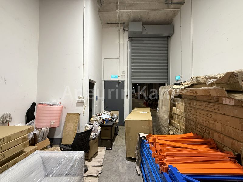 Light Industrial (B1) for Rent in  Nordcom Two - Image 3