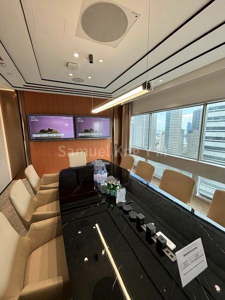 Office for Rent: Gateway West - Image 8