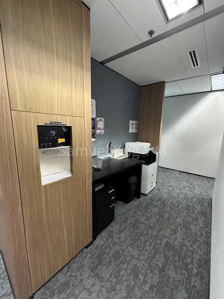 Office for Rent: Gateway West - Image 6