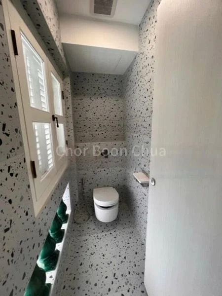 Office for Rent: 51 Tras Street - Image 2