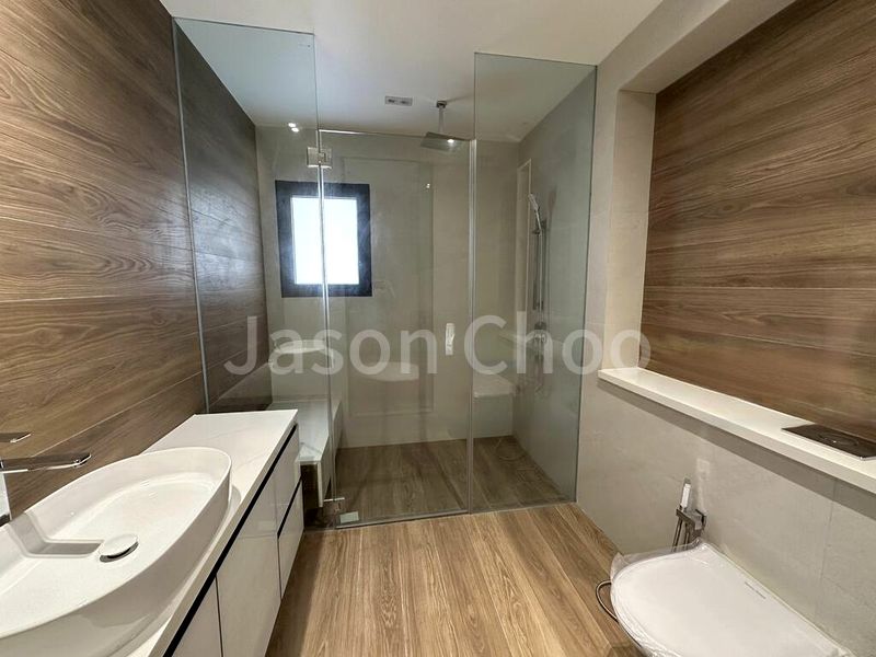 6 Bed Semi-Detached House (Landed) for Sale in  Golden Rise Estate - Image 8