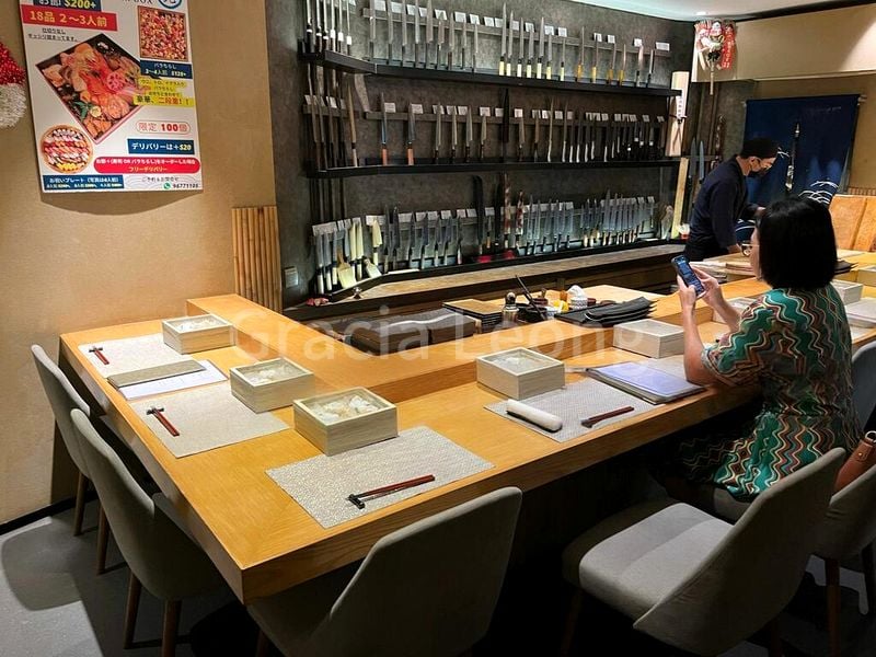 Food & Beverage for Rent: Rare, Ground Floor Fitted F&B Unit at Robertson Quay For Lease! - Image 3