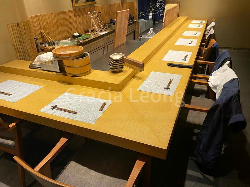 Food & Beverage for Rent: Rare, Ground Floor Fitted F&B Unit at Robertson Quay For Lease! - Image 2