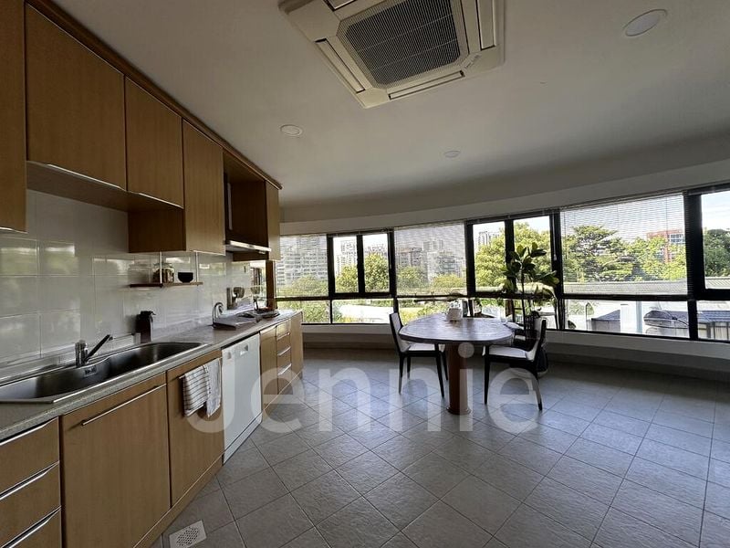 4 Bed Condo for Sale in  The Draycott - Image 9
