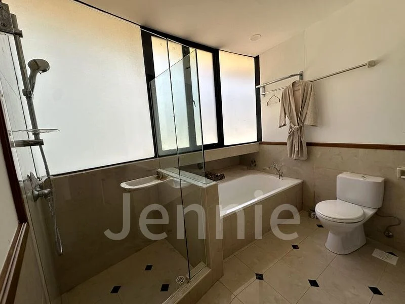 4 Bed Condo for Sale in  The Draycott - Image 2