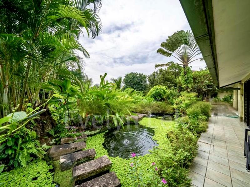 6 Bed Bungalow (Landed) for Sale around Camden Park - Image 3